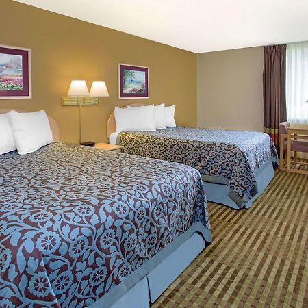 Days Inn By Wyndham Princeton Esterno foto