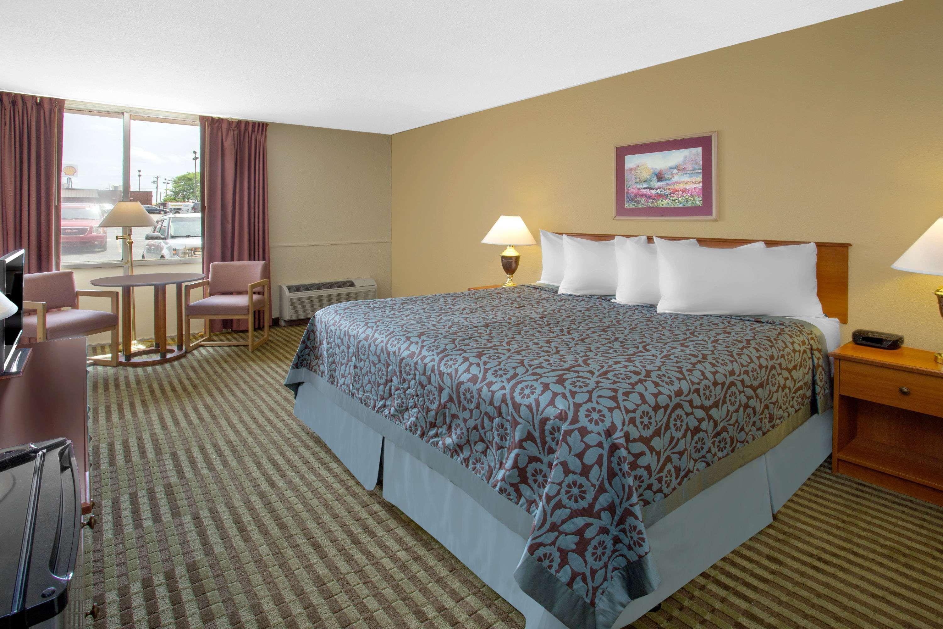 Days Inn By Wyndham Princeton Esterno foto