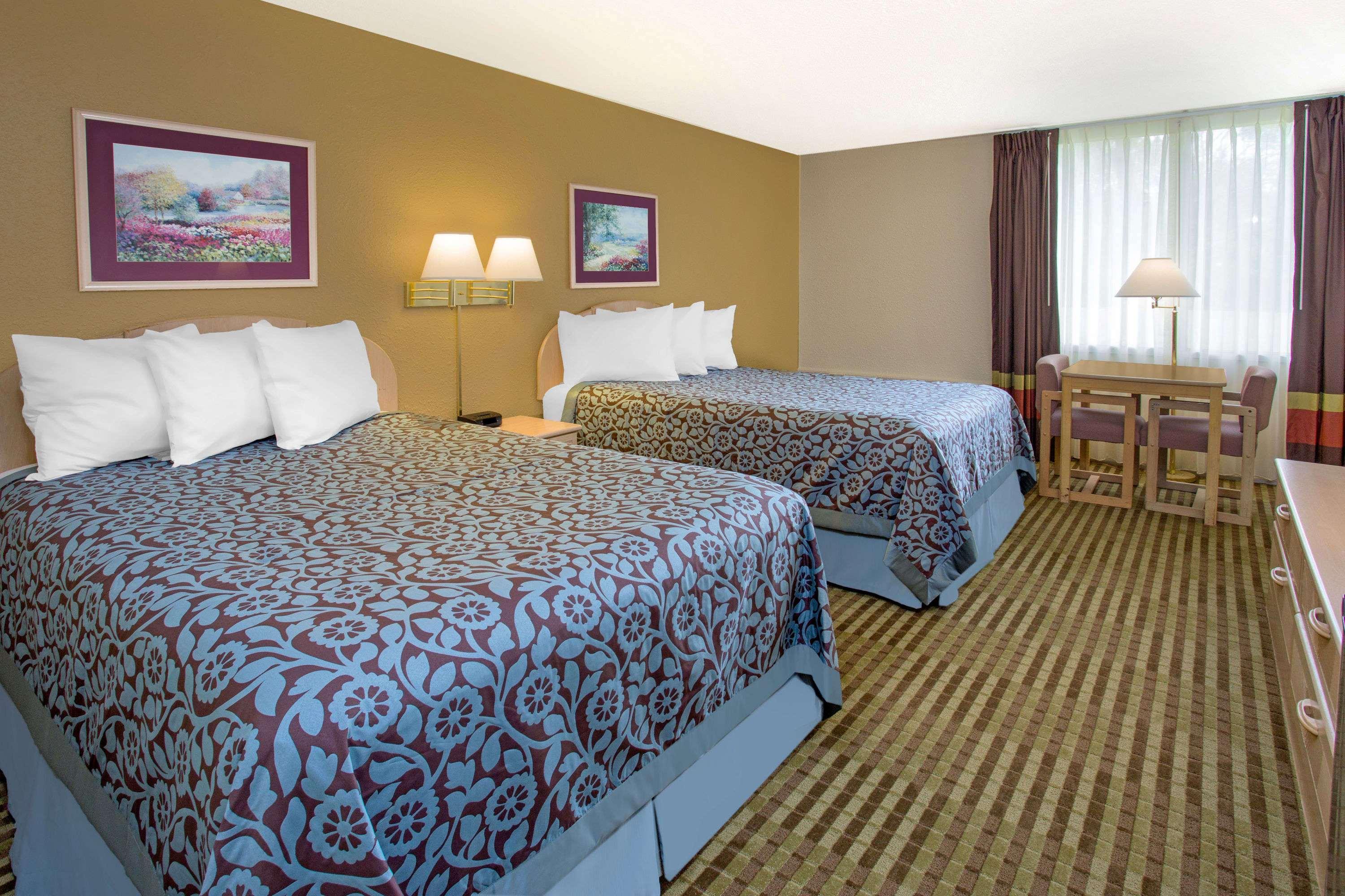 Days Inn By Wyndham Princeton Esterno foto
