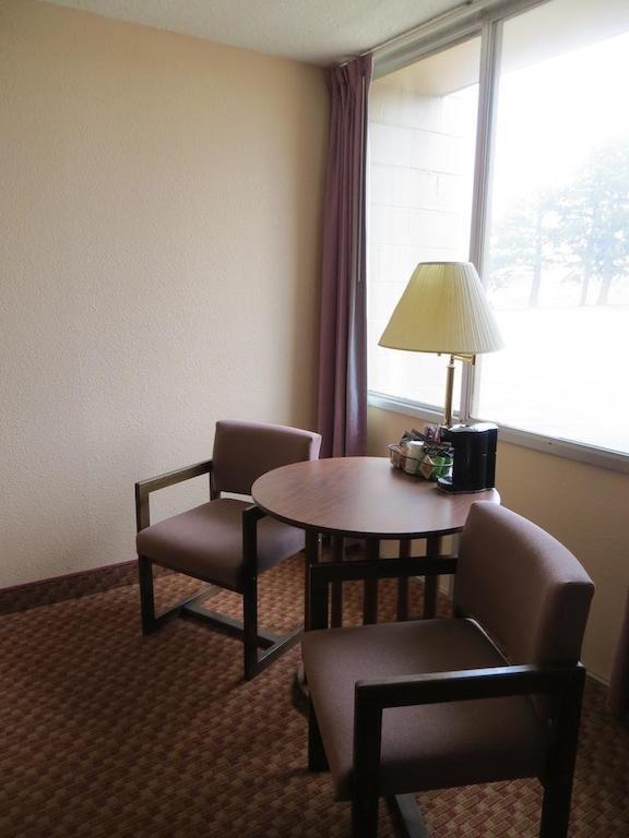 Days Inn By Wyndham Princeton Esterno foto