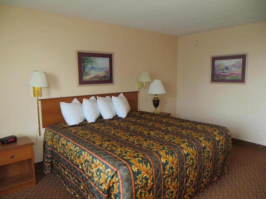 Days Inn By Wyndham Princeton Esterno foto