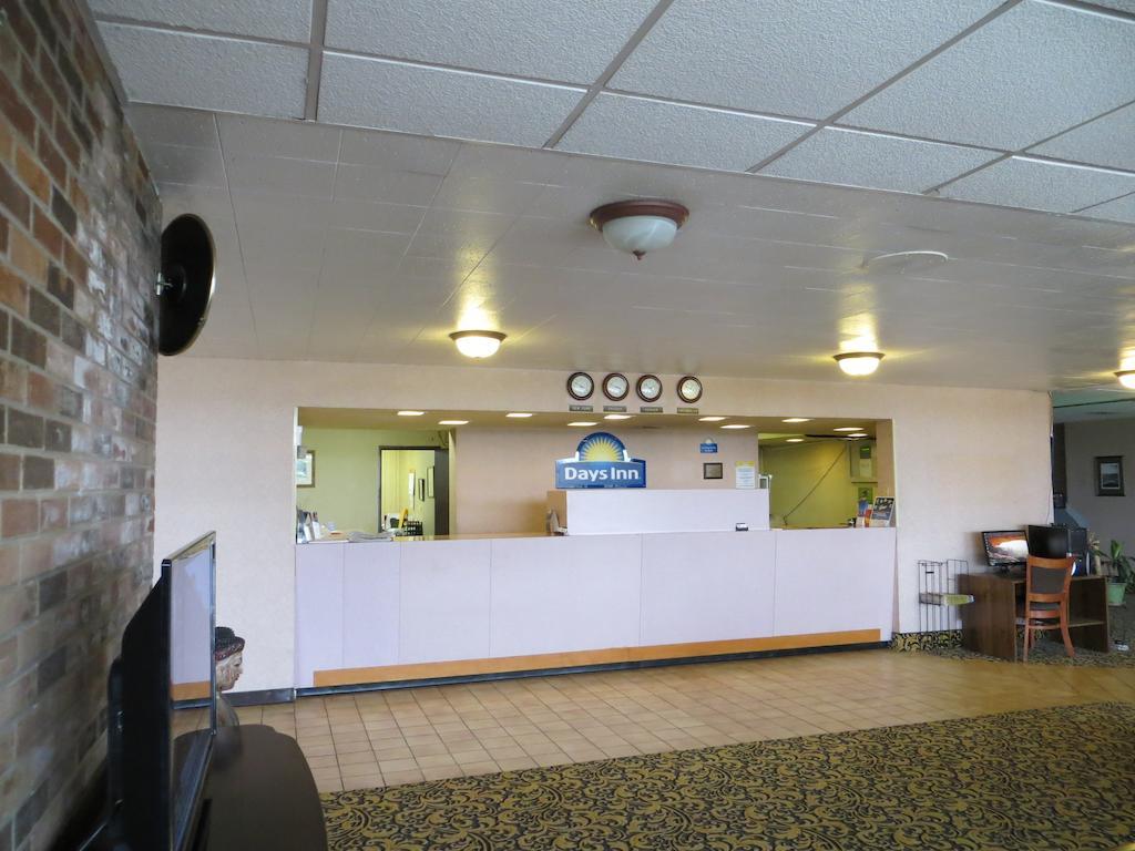 Days Inn By Wyndham Princeton Esterno foto