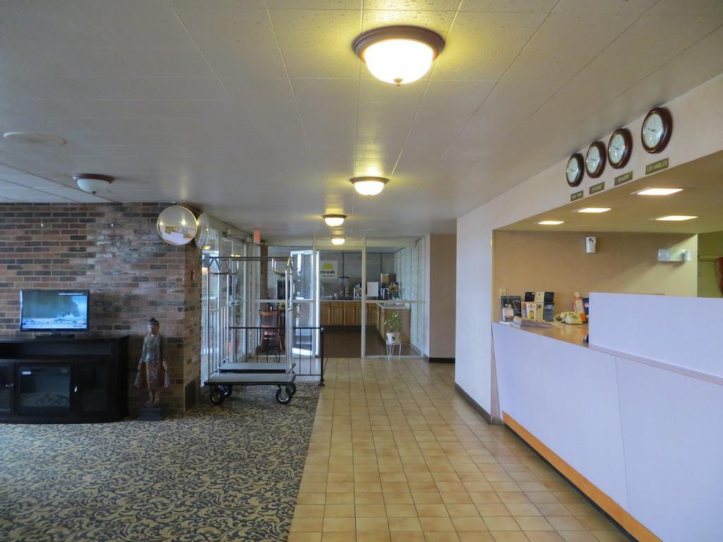 Days Inn By Wyndham Princeton Esterno foto