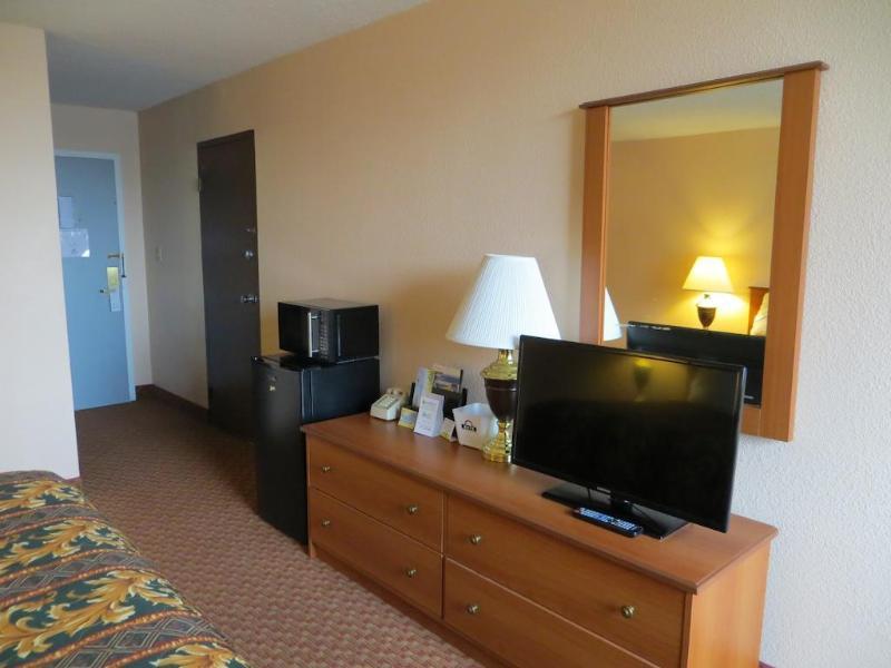 Days Inn By Wyndham Princeton Esterno foto
